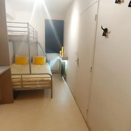 Appartementje 57 *
